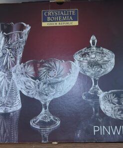 طقم الكريستال البوهيمي 
(فازة + بونبونيرة + طبق + طفاية)