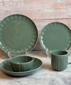 طقم عشا تايلاندي 30قطعه باللون الزيتي